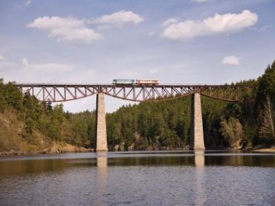 Plzeňský kraj podporuje mladé filmaře Plzeňský kraj podporuje mladé filmaře